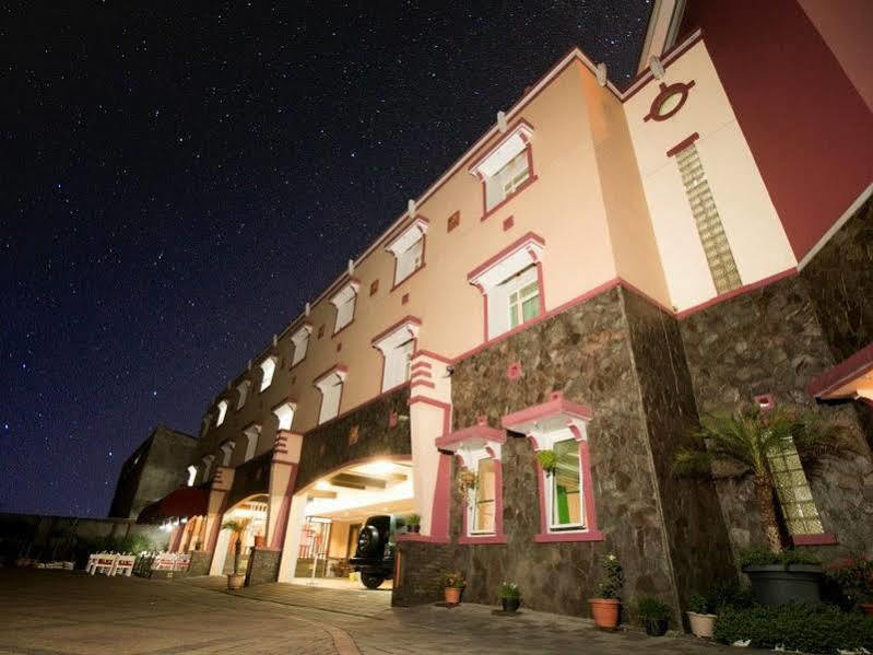 Amellia Pasteur Hotel 万隆 外观 照片